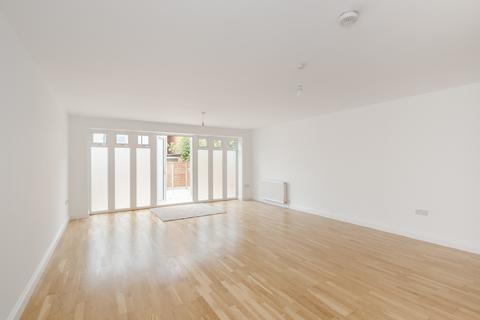 3 bedroom house for sale, Hampden Road, London, N10