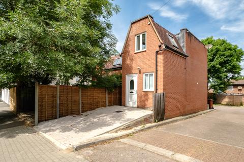 3 bedroom house for sale, Hampden Road, London, N10