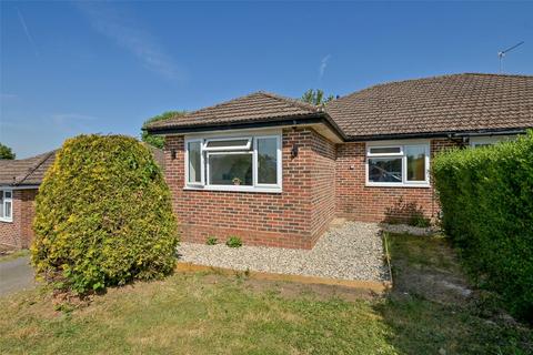 3 bedroom bungalow to rent, West View, Chesham, Buckinghamshire, HP5