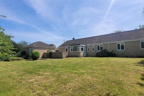 4 bedroom bungalow for sale, Wadswick Lane, Neston
