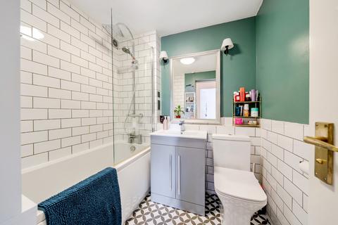 1 bedroom apartment for sale, Burnt Ash Hill, London