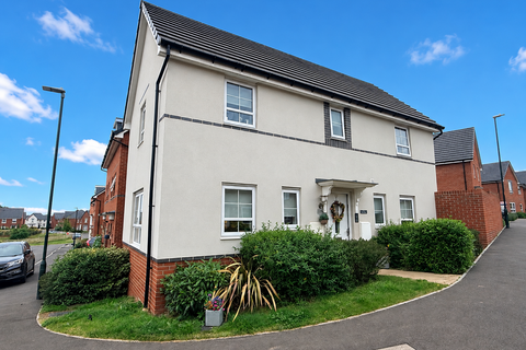 3 bedroom detached house for sale, Manor Road, Newent