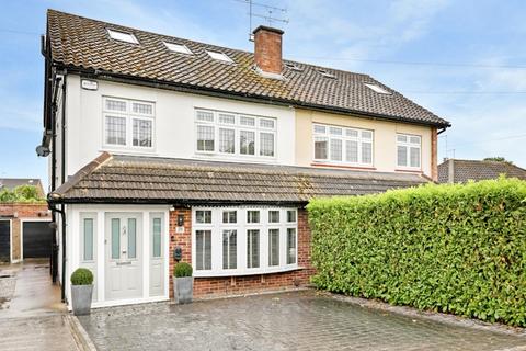 4 bedroom semi-detached house for sale, Bowes Drive, Ongar, CM5