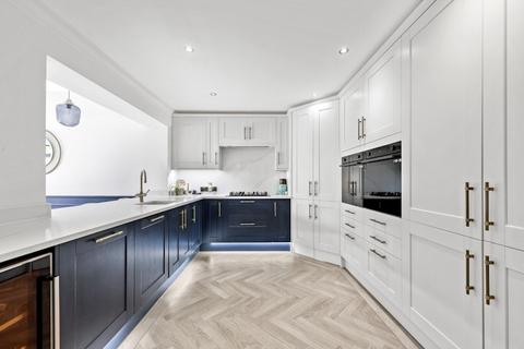 4 bedroom semi-detached house for sale, Bowes Drive, Ongar, CM5