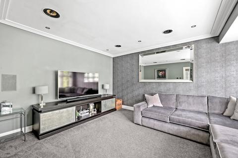 4 bedroom semi-detached house for sale, Bowes Drive, Ongar, CM5