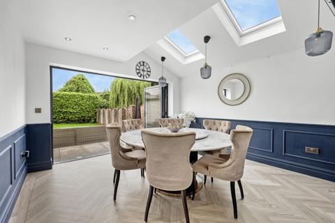 4 bedroom semi-detached house for sale, Bowes Drive, Ongar, CM5