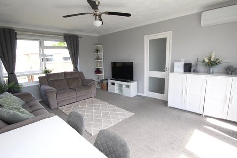 2 bedroom apartment for sale, 429 Wimborne Road, Oakdale, POOLE, BH15
