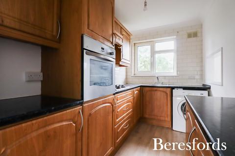 2 bedroom maisonette for sale, Moor Lane, Upminster, RM14