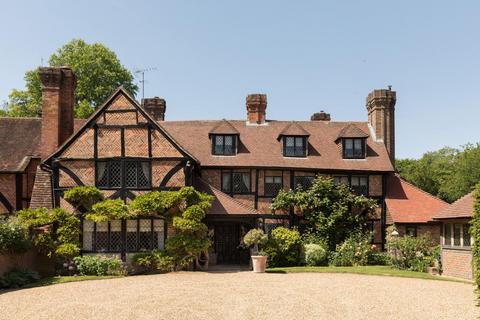 8 bedroom semi-detached house for sale, Horsham, West Sussex