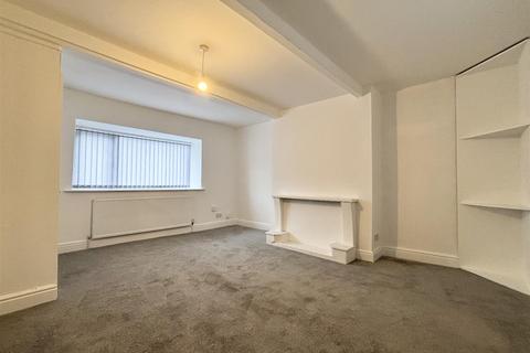 2 bedroom cottage for sale, Ambler Thorn, Bradford BD13