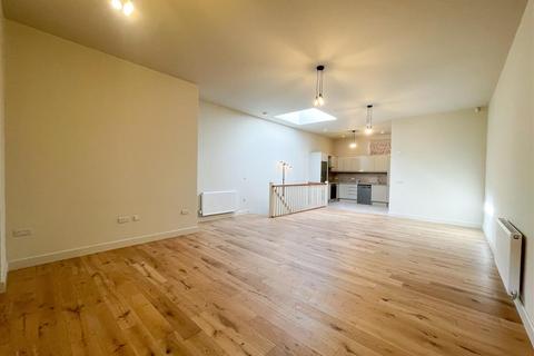 3 bedroom mews to rent, No. 3 Old Bradfield Waterworks, Bradfield, S6