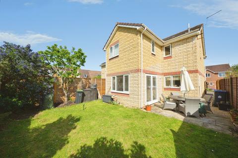 3 bedroom detached house for sale, Oak Road, Chippenham