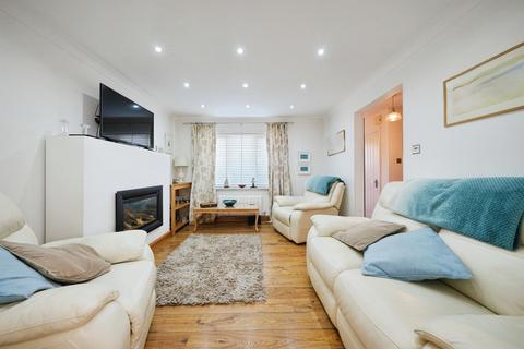 3 bedroom detached house for sale, Oak Road, Chippenham