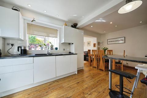 3 bedroom detached house for sale, Oak Road, Chippenham