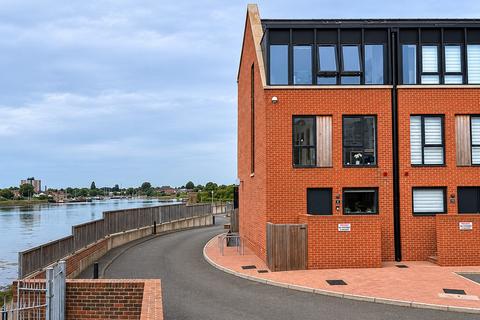 undefined, Searle Drive, Gosport
