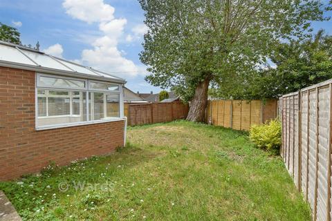 4 bedroom detached house for sale, Dymchurch Road, Romney Marsh TN29