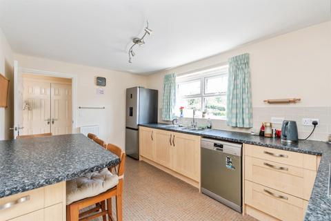 4 bedroom detached house for sale, Oatlands, Romsey
