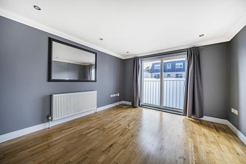 2 bedroom flat to rent, Devonshire Road, Bethany Lodge, DA6