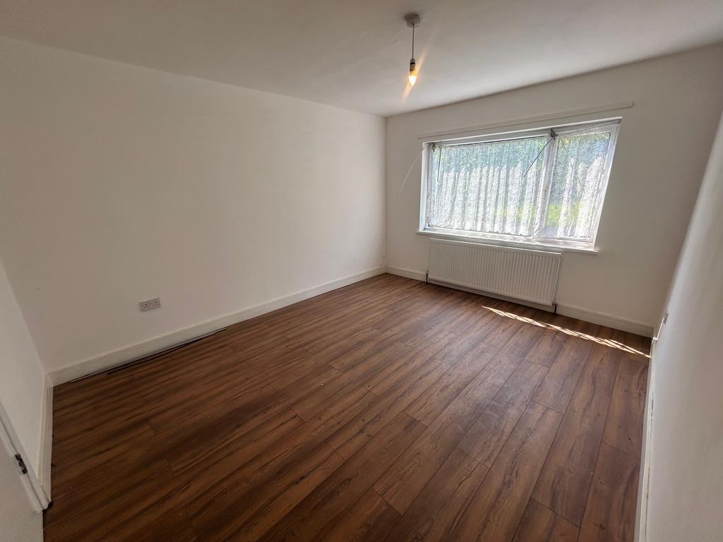 House in Birmingham, West Midlands - View 3