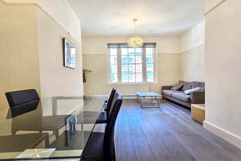 2 bedroom flat to rent, Montagu Row, Marylebone, London, W1U