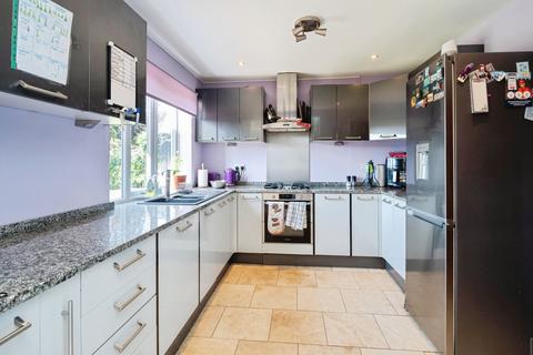 4 bedroom detached house for sale, Brightling Road, Robertsbridge, East Sussex, TN32