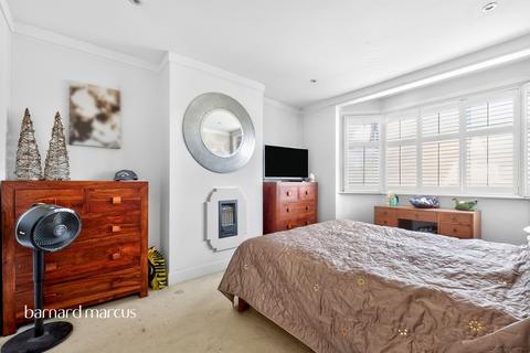 5 bedroom semi-detached house for sale, Thorndon Gardens, Epsom