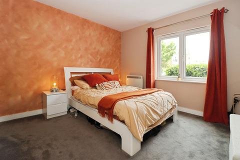 2 bedroom ground floor flat for sale, Hollybrook Park, BRISTOL