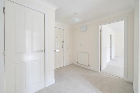 2 bedroom flat for sale, Chesterton House, Cirencester, GL7