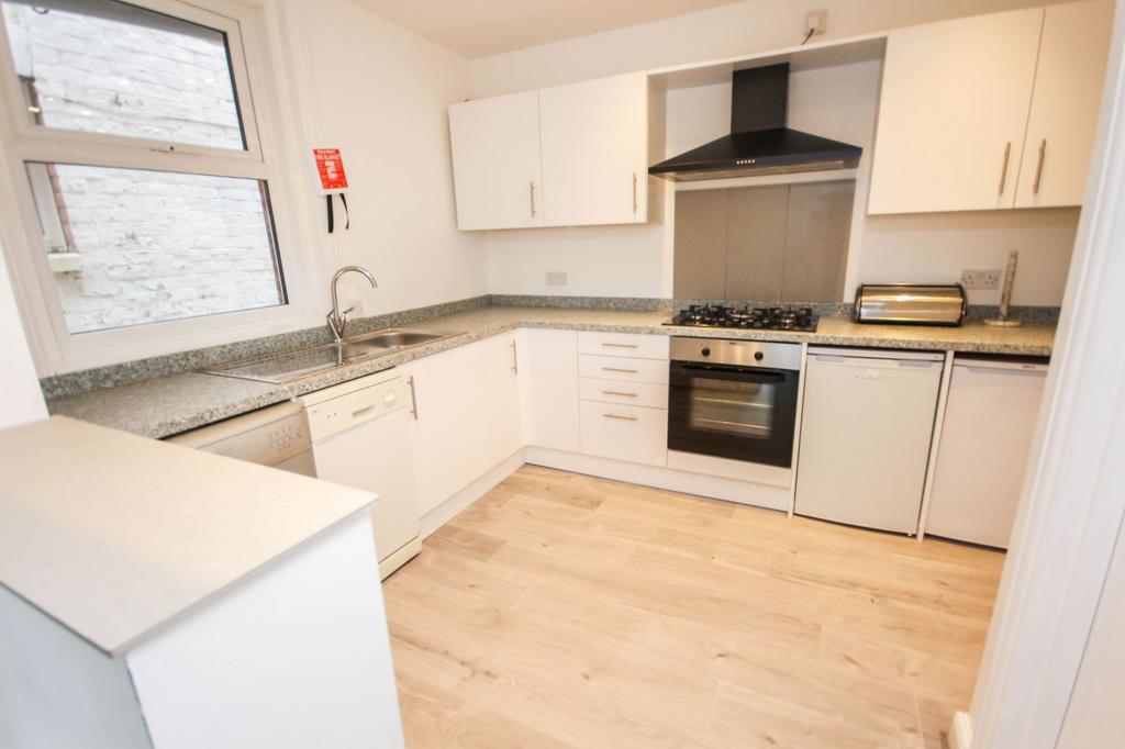 Hankinson Road, Bournemouth BH9 - View 2