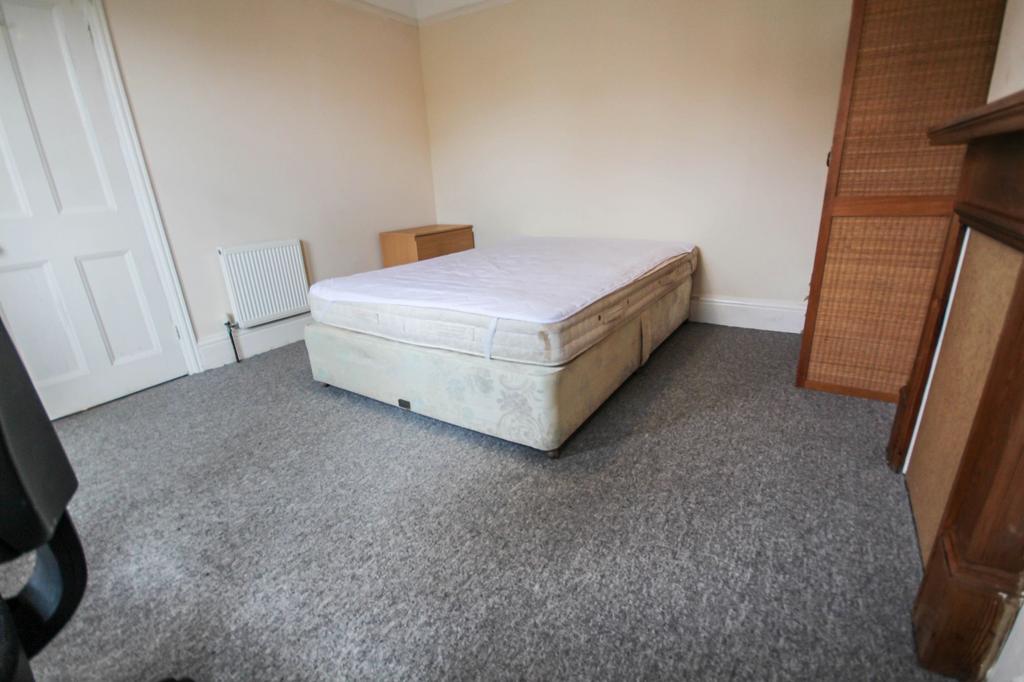Hankinson Road, Bournemouth BH9 - More