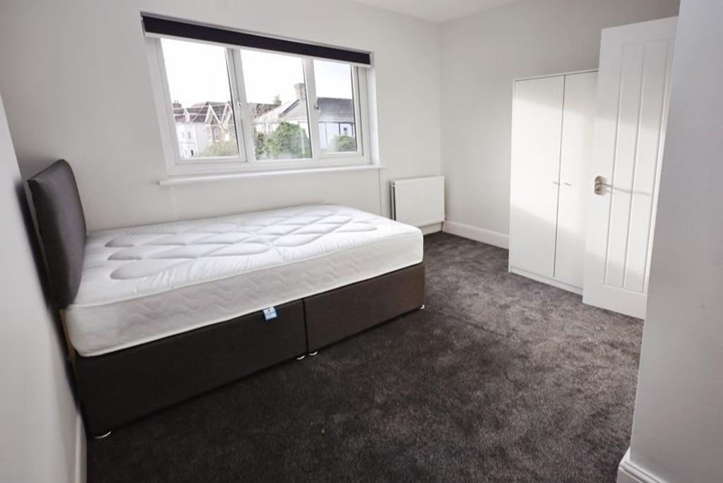 House in Bournemouth, Springbourne - View 4