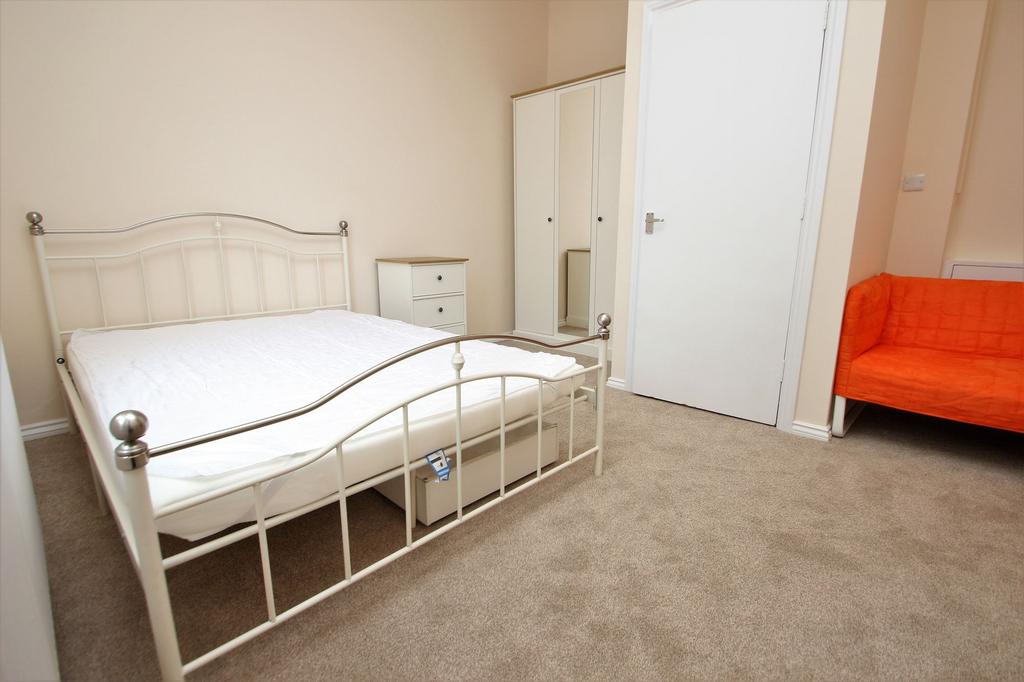 Southcote Road, Bournemouth BH1 - View 4