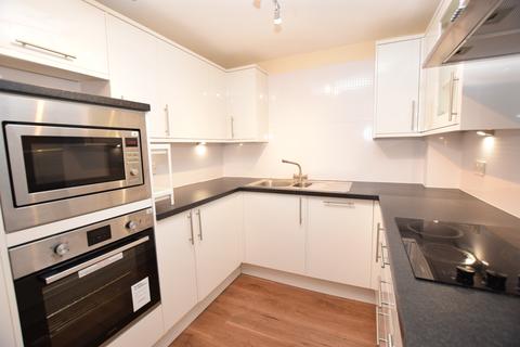 2 bedroom apartment to rent, Royal Plaza, Sheffield, S1