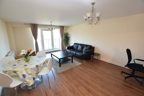 2 bedroom apartment to rent, Royal Plaza, Sheffield, S1