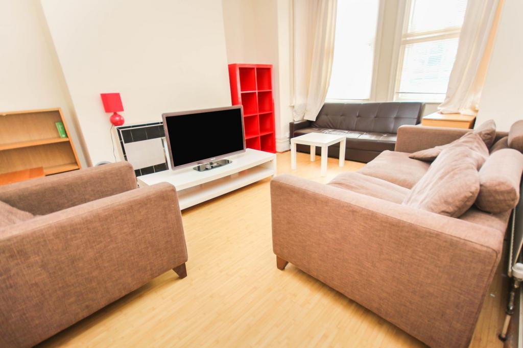 House in Bournemouth, Boscombe - View 3