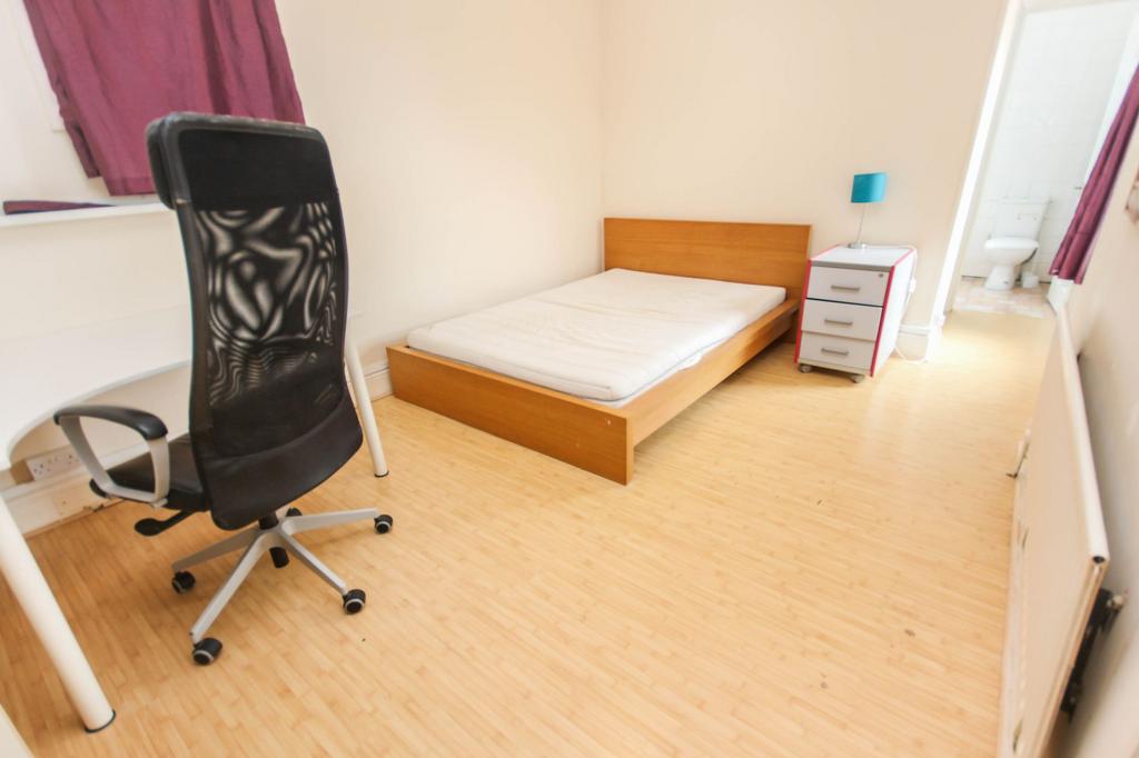House in Bournemouth, Boscombe - View 4