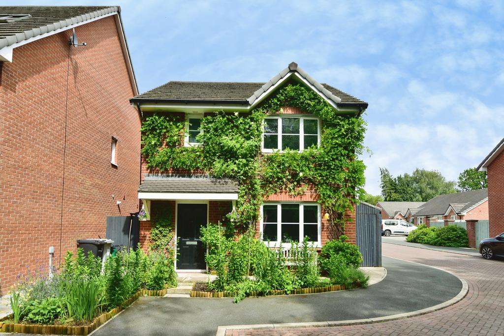 3 bedroom detached house for sale