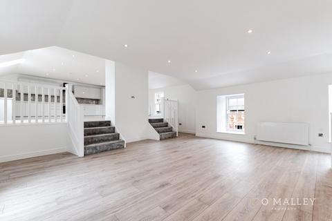 3 bedroom terraced house for sale, Buchanan Street, Balfron, Glasgow