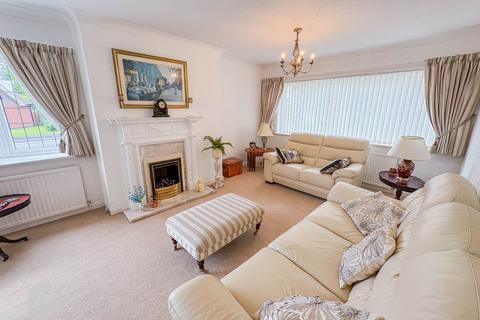 3 bedroom detached bungalow for sale, Clifton Avenue, Culcheth, WA3