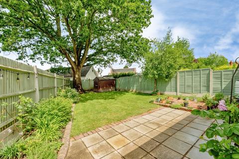 3 bedroom semi-detached house for sale, West Way, Crawley