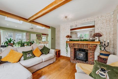 3 bedroom semi-detached house for sale, West Way, Crawley