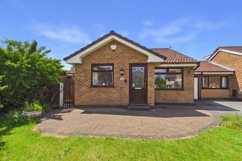2 bedroom bungalow for sale, The Heath, Greater Manchester OL7