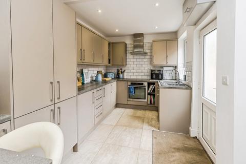 2 bedroom terraced house for sale, Gordon Terrace, King Street, Mold, Flintshire, CH7