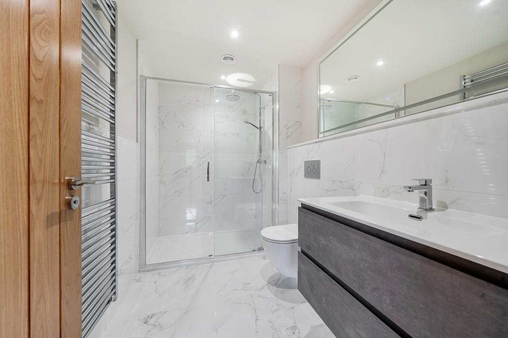 Ensuite Shower Room