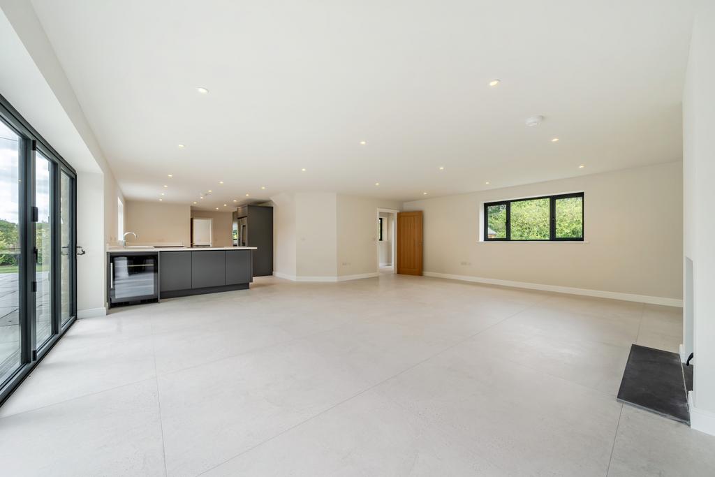 Open Plan Kitchen / Dining / Family Room