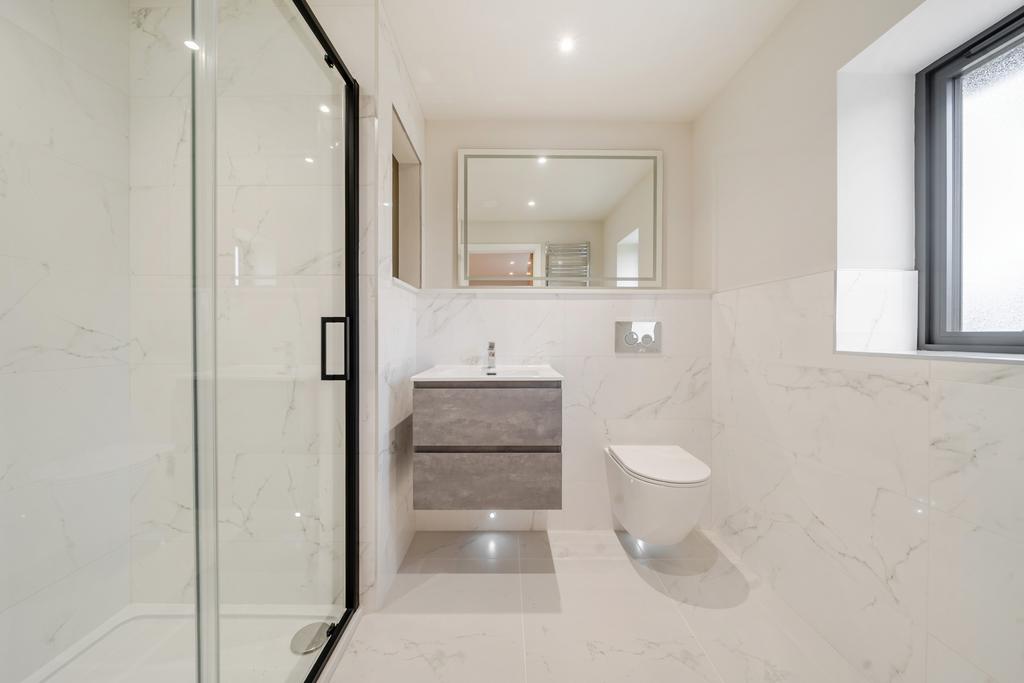 Ensuite Shower Room