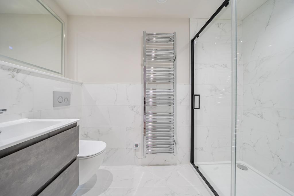 Ensuite Shower Room