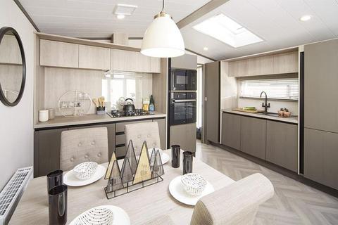 2 bedroom lodge for sale, East Heslerton Malton