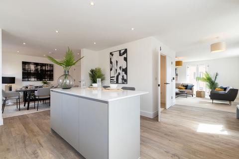 5 bedroom semi-detached house for sale, Plot 134, The Thurne at Hopkins Homes at Beaulieu, Chelmsford, Hopkins Homes at Beaulieu, Remembrance Avenue CM1