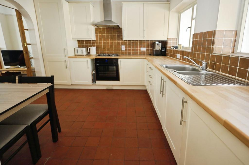 House in Bournemouth, Springbourne - View 4